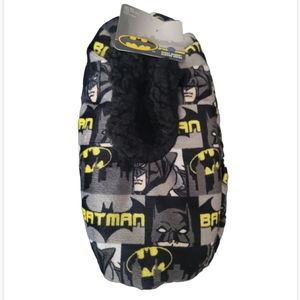Batman fuzzy slipper socks size M/L 13-4 shoe